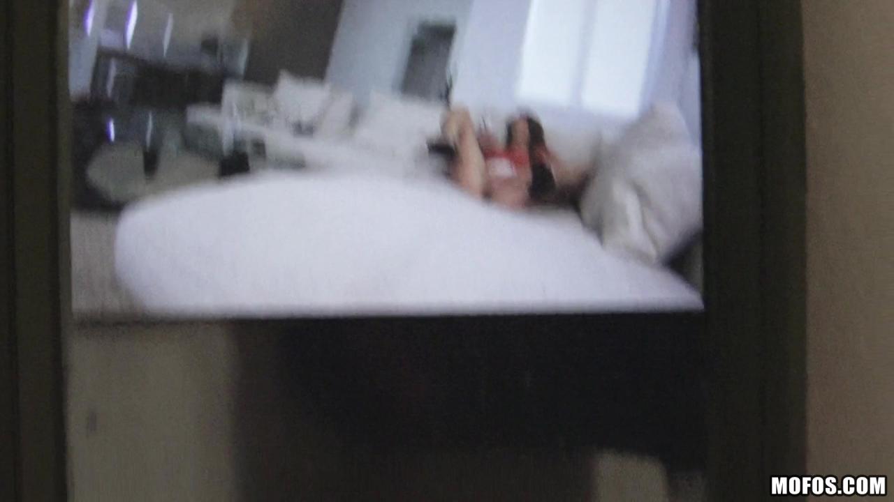 Spying On Sluts 4 サンプル画像16