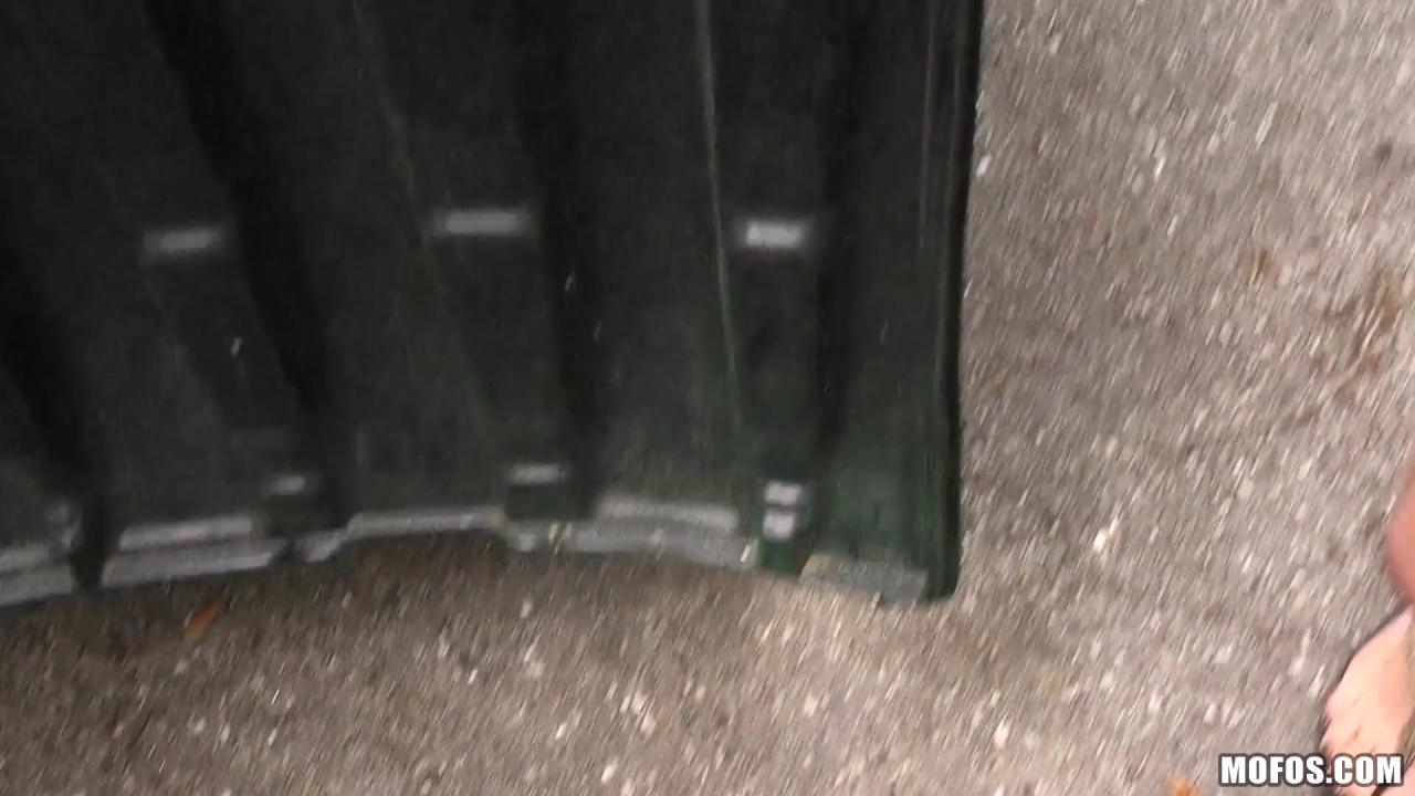 Down To Fuck A Stranger 3 サンプル画像