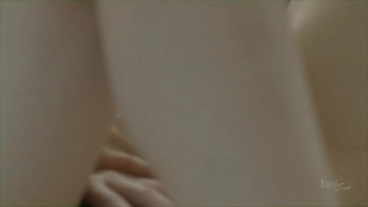 She Loves Her (2 DVD Set) サンプル画像