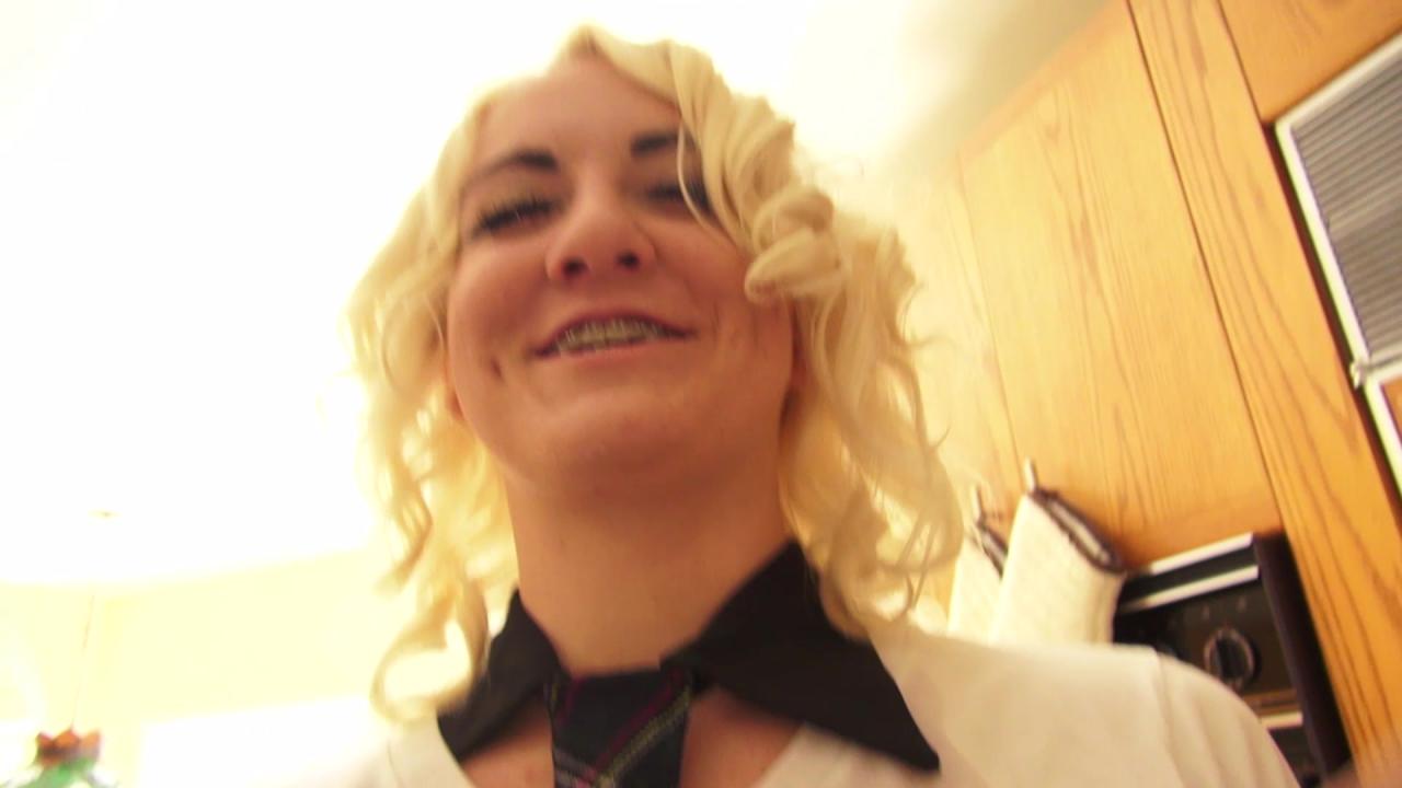 Big Tit Teases 2 サンプル画像