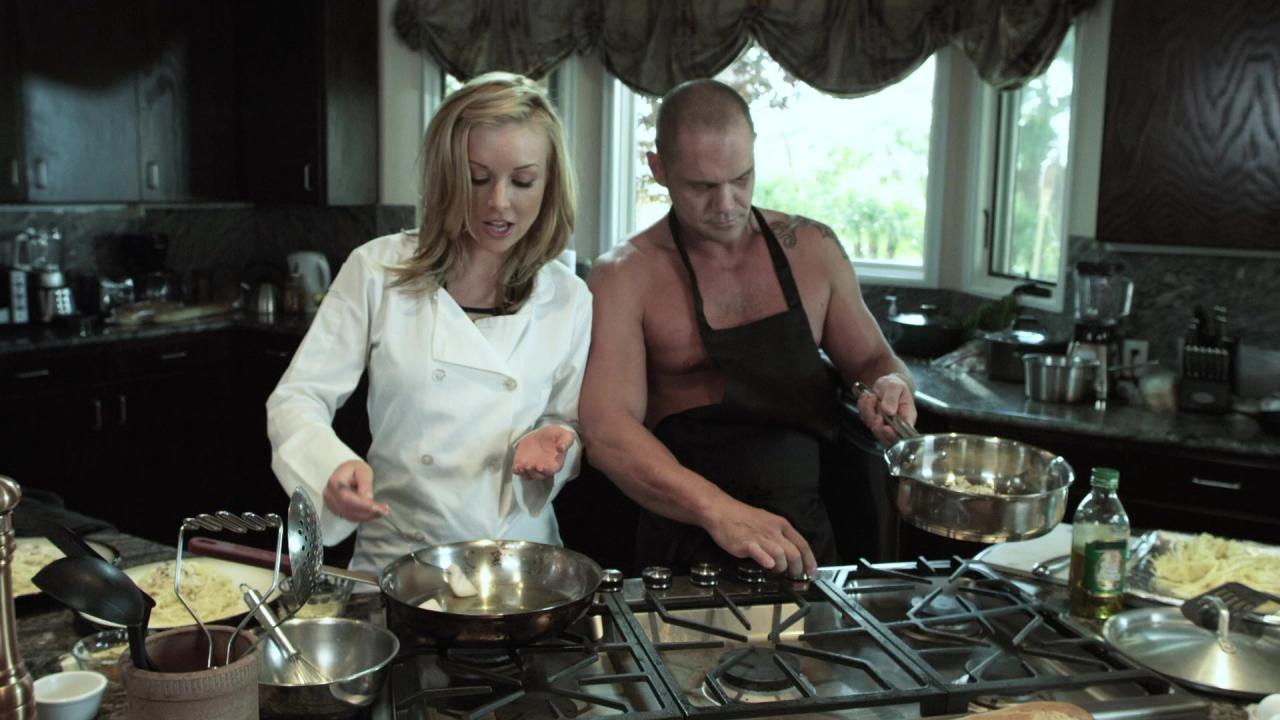 Cooking WIth Kayden Kross (Blu-ray + DVD - 2 Disc Set) サンプル画像