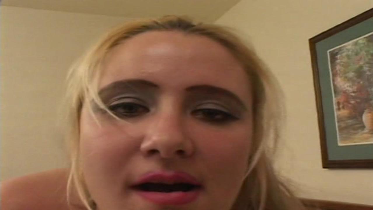 Fat Chicks With Big Tits サンプル画像