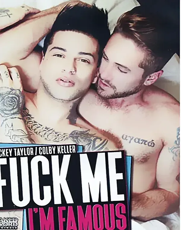 Fuck Me I'm Famousダウンロード
