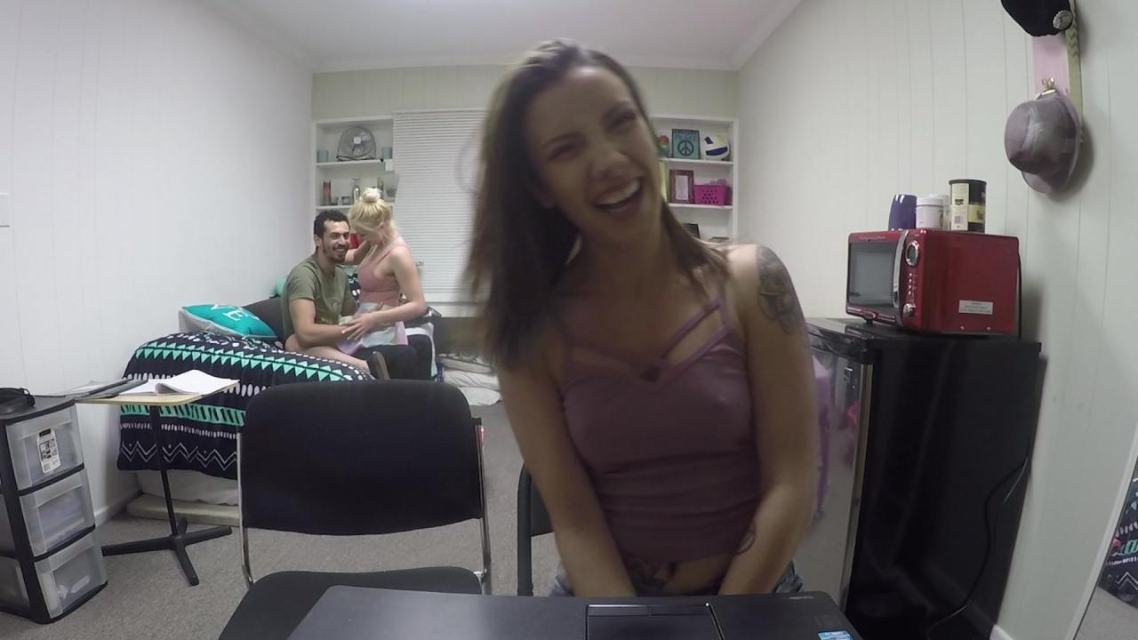 Frisky Freshmen サンプル画像
