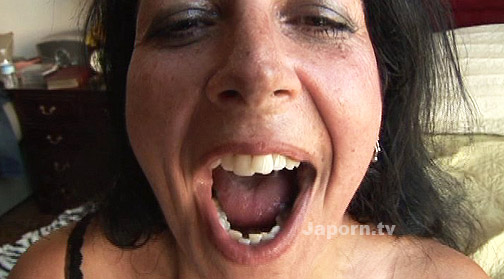 Bushy MILFS サンプル画像