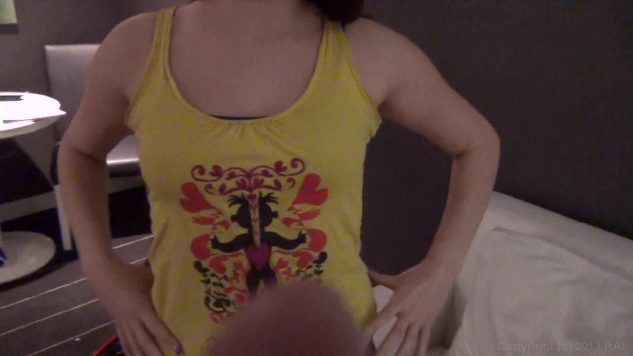 100% Real Swingers: Meet The Rileys サンプル画像