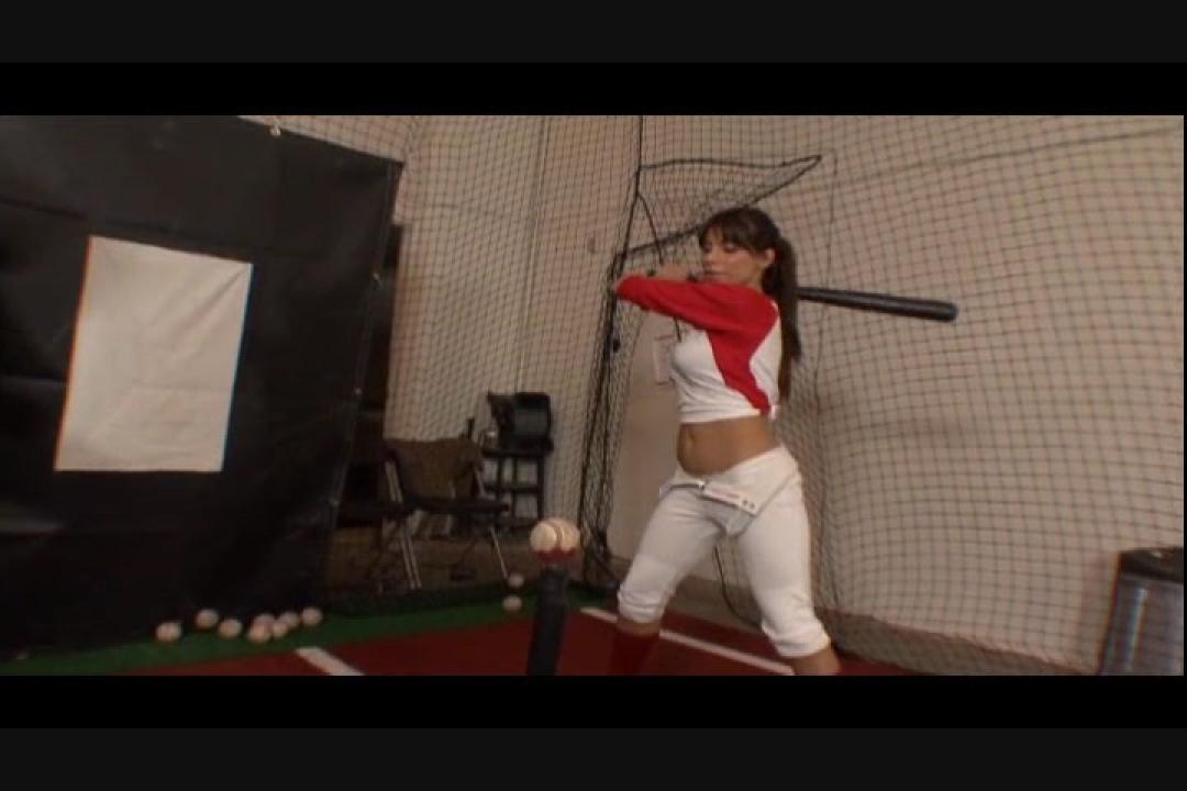 Busty Athletics サンプル画像