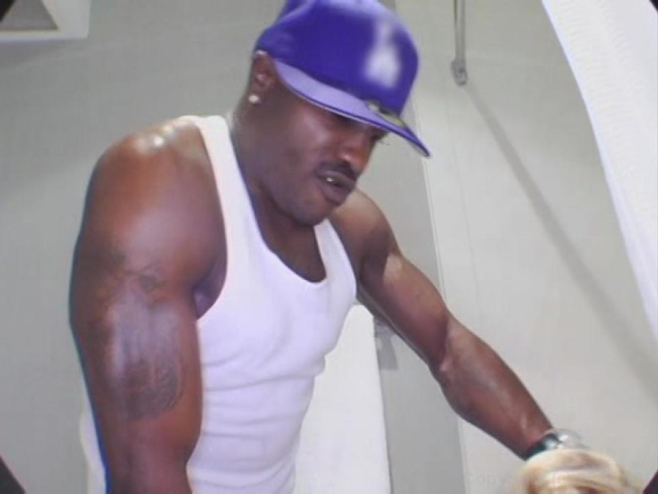 Big Black Meat In Little Blonde Treats サンプル画像24