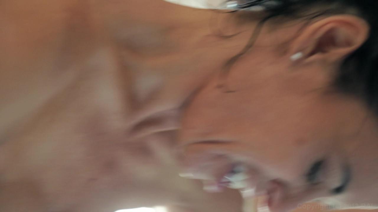 Big MILF Juggs 3 サンプル画像