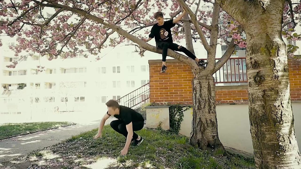 Wild Boys With A Juicy Hole サンプル画像