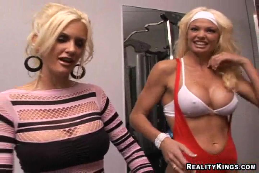MILF Mania (4 Hrs) サンプル画像
