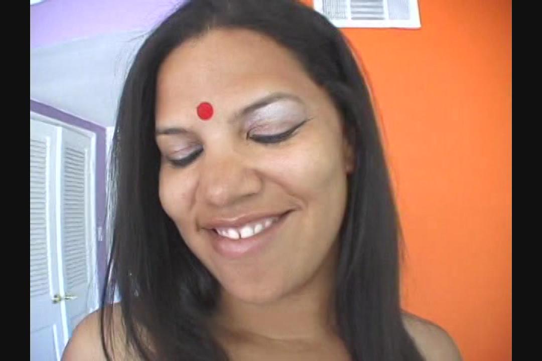 Real Indian Housewives 15 サンプル画像25