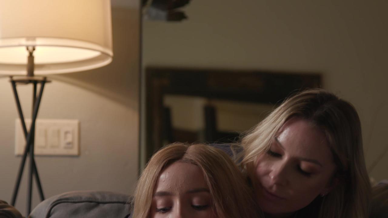 Moms And Daughters サンプル画像