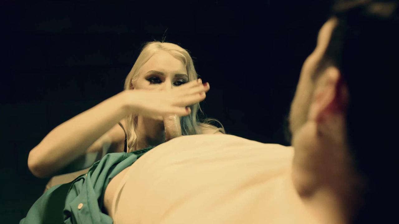 Deranged サンプル画像