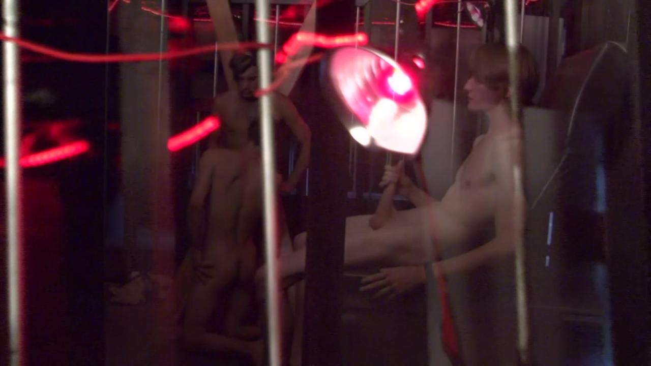 Threesome Blowjob サンプル画像