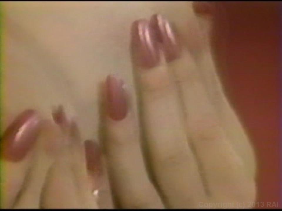 XXX Bra Busters In The 80s 5 サンプル画像13