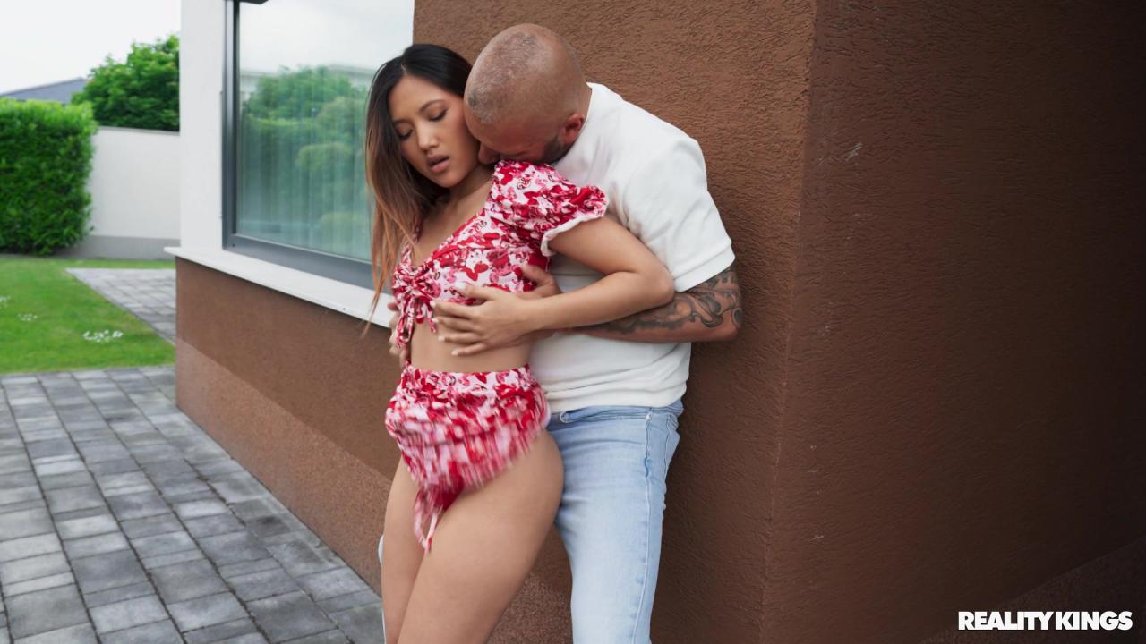 Teens Love Huge Cocks 70 サンプル画像