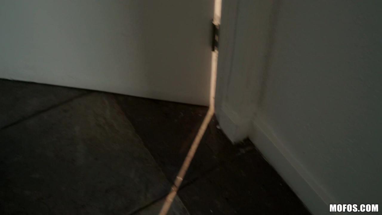 Hunting 4 Amateur Pussy 6 サンプル画像