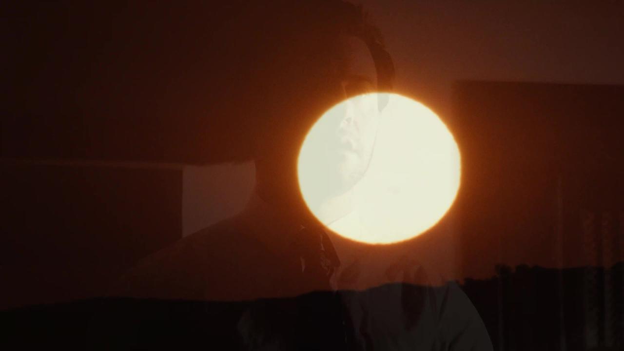 Dark Is The Night サンプル画像