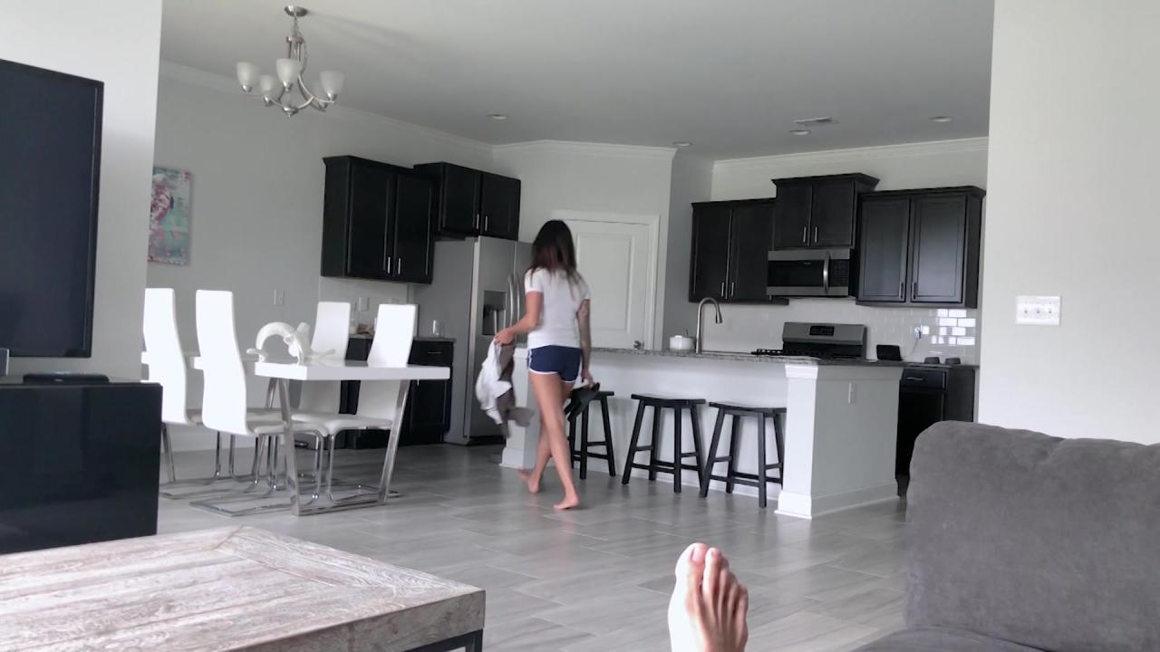 A Hot MILF's Desires サンプル画像