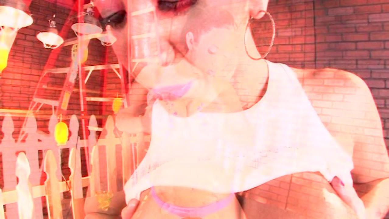 Horny & All Alone 4 サンプル画像1