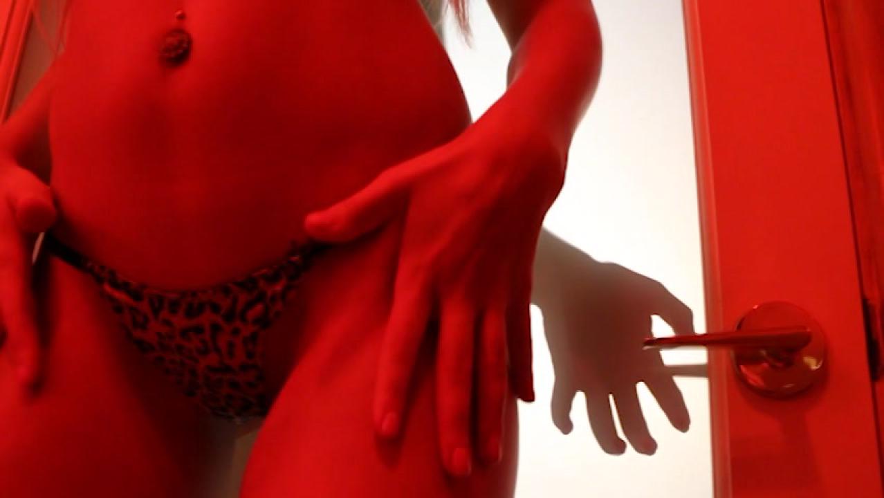 Busty Lesbian Seductions 3 サンプル画像