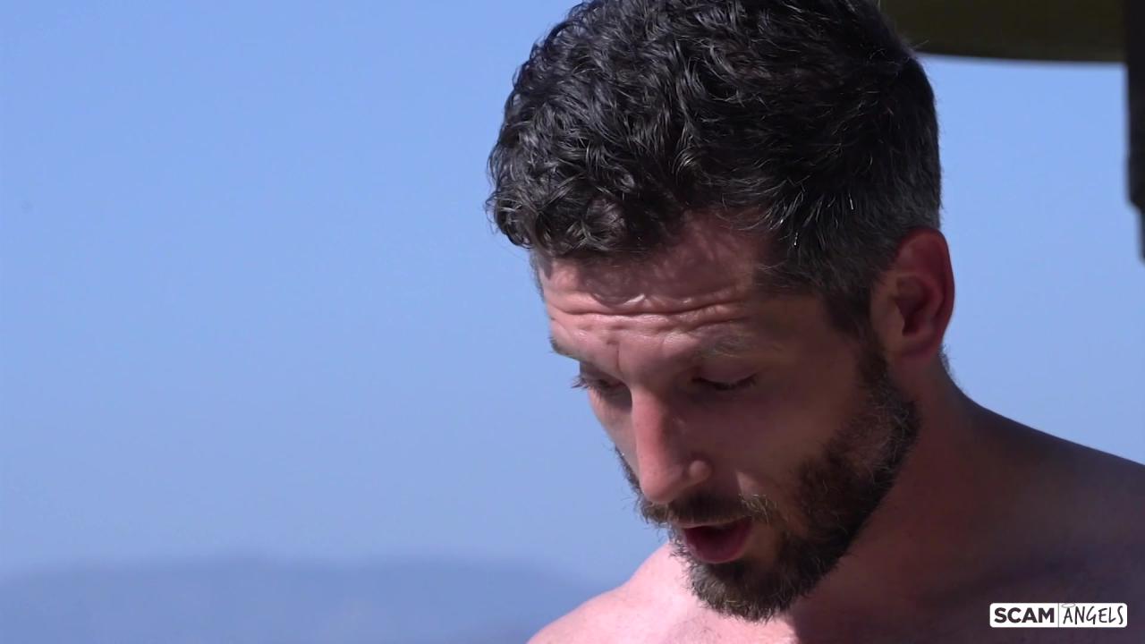 Scam Angels 14: Summer Sluts サンプル画像