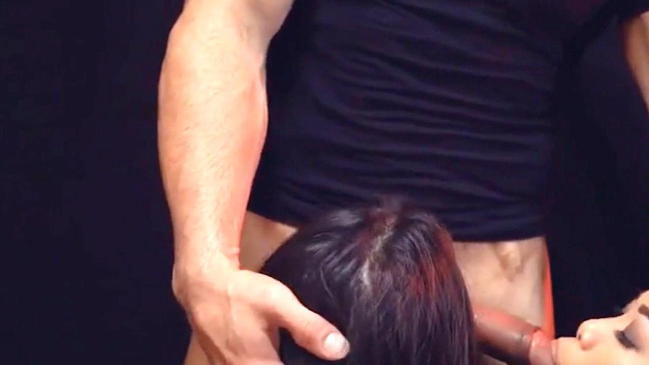 Tattooed Anal Threesomes サンプル画像