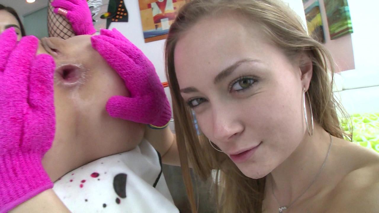 Gape And Gag Helpers (2 DVD Set) サンプル画像