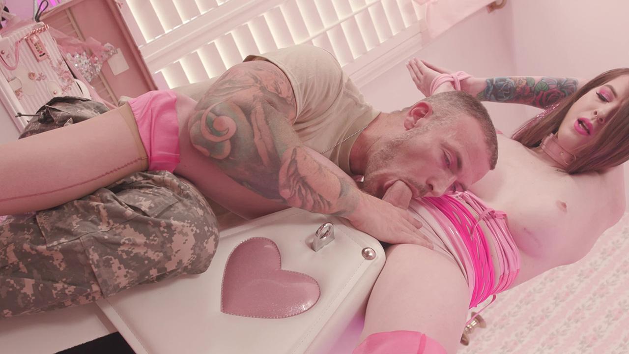 Aubrey Kate's Dollhouse Dungeon サンプル画像