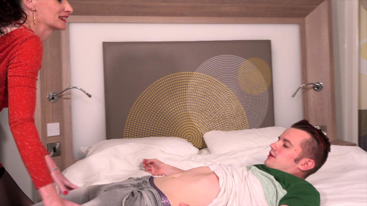 Dick Hungry MILFs 2 サンプル画像16