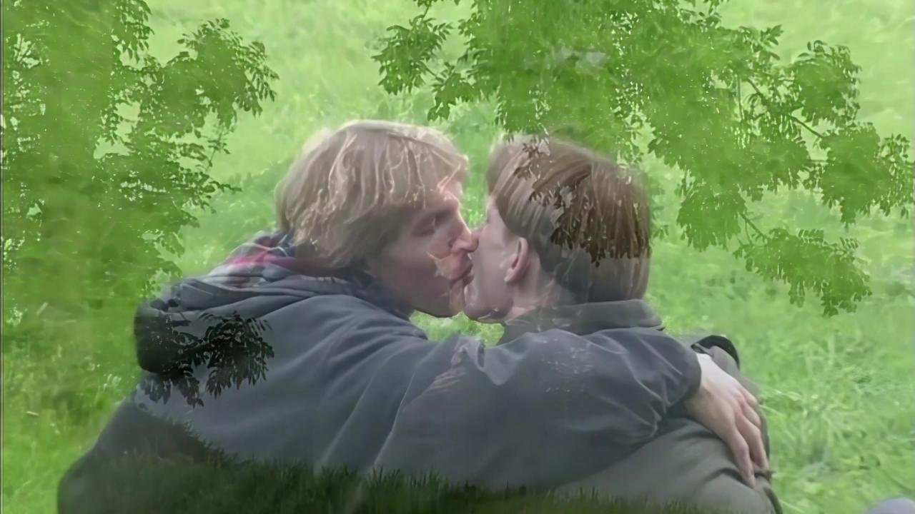 Wild Sex In A French Resort サンプル画像16