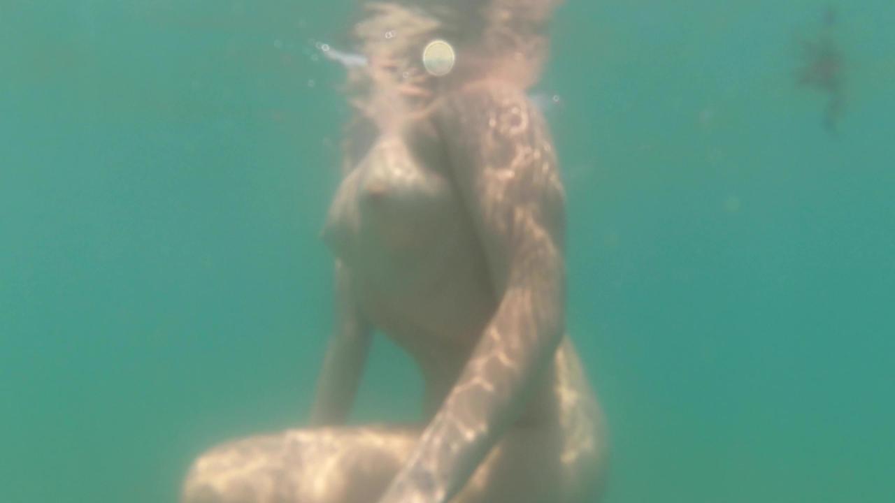 Sex In The Sun サンプル画像