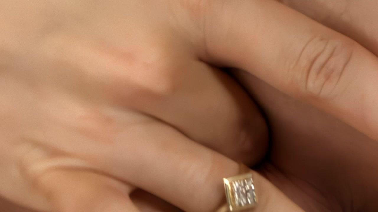 Girls Love Their Sex Toys サンプル画像4