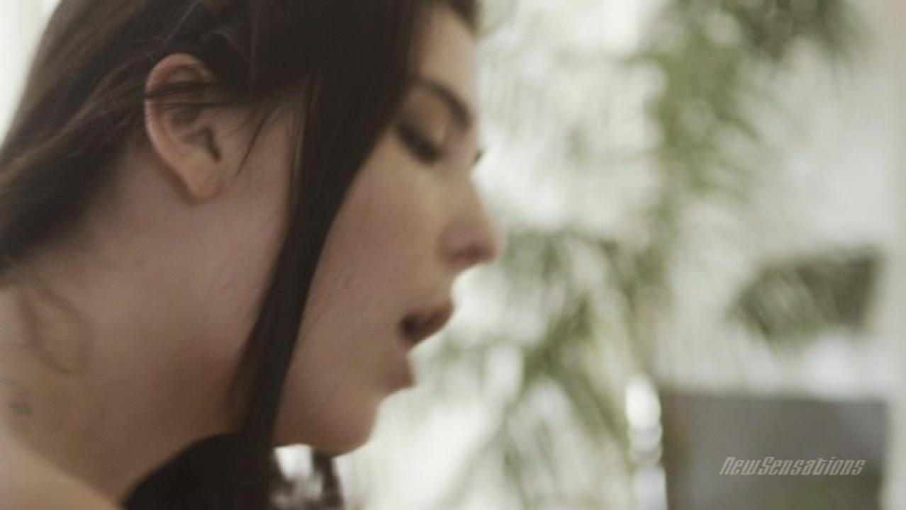 It's A Schoolgirl Thing 4 (2 DVD Set) サンプル画像