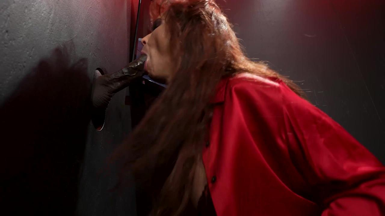 Interracial Gloryhole Initiations 38 サンプル画像