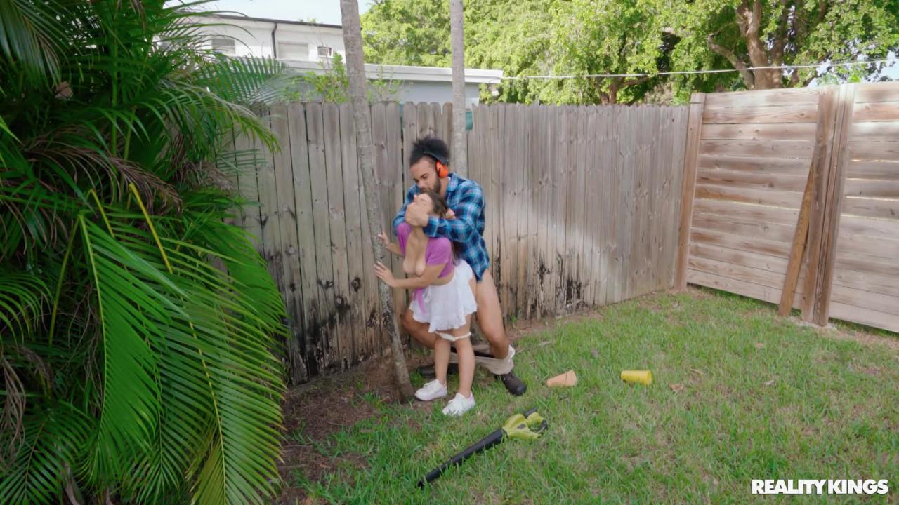 Teens Love Huge Cocks 58 サンプル画像