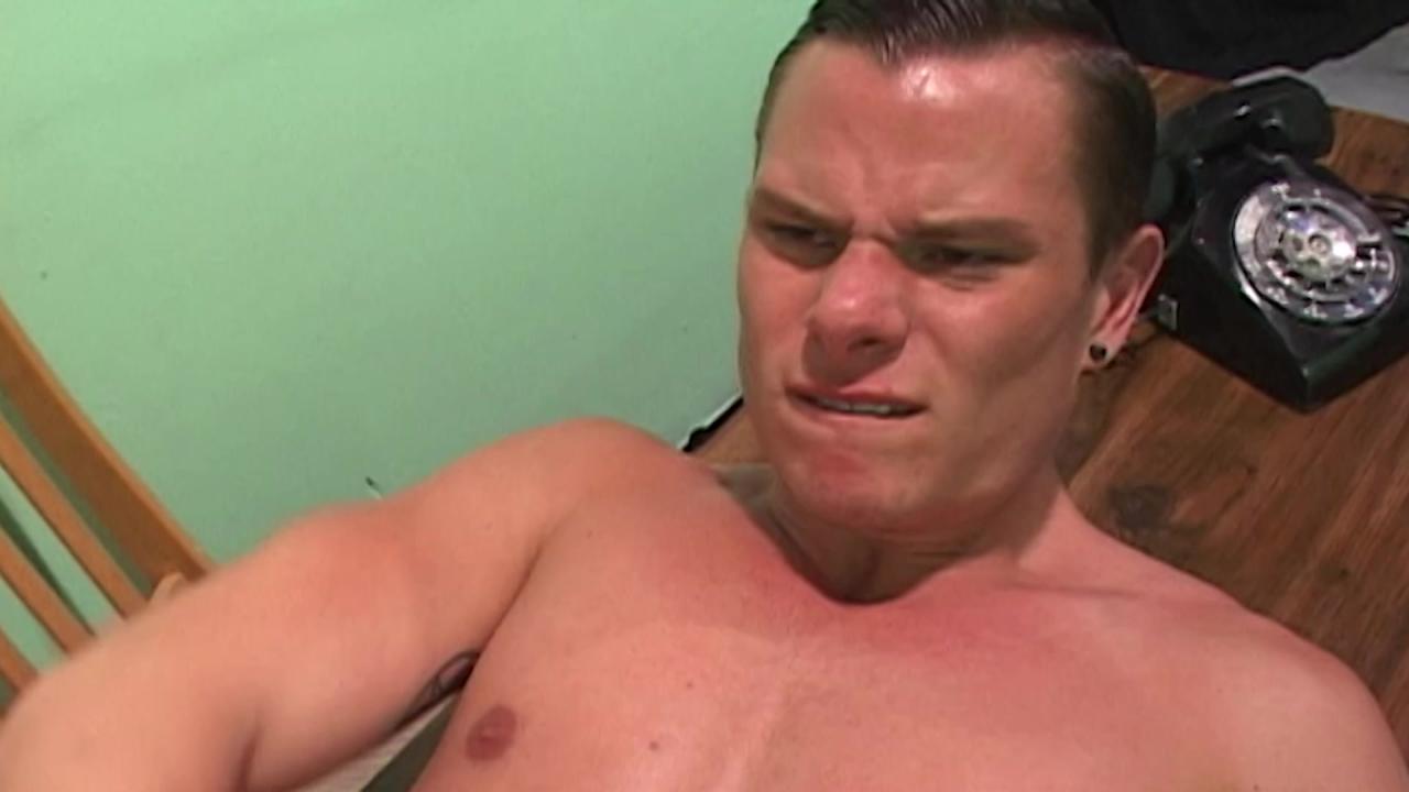 Cop Fucks Prisoner サンプル画像