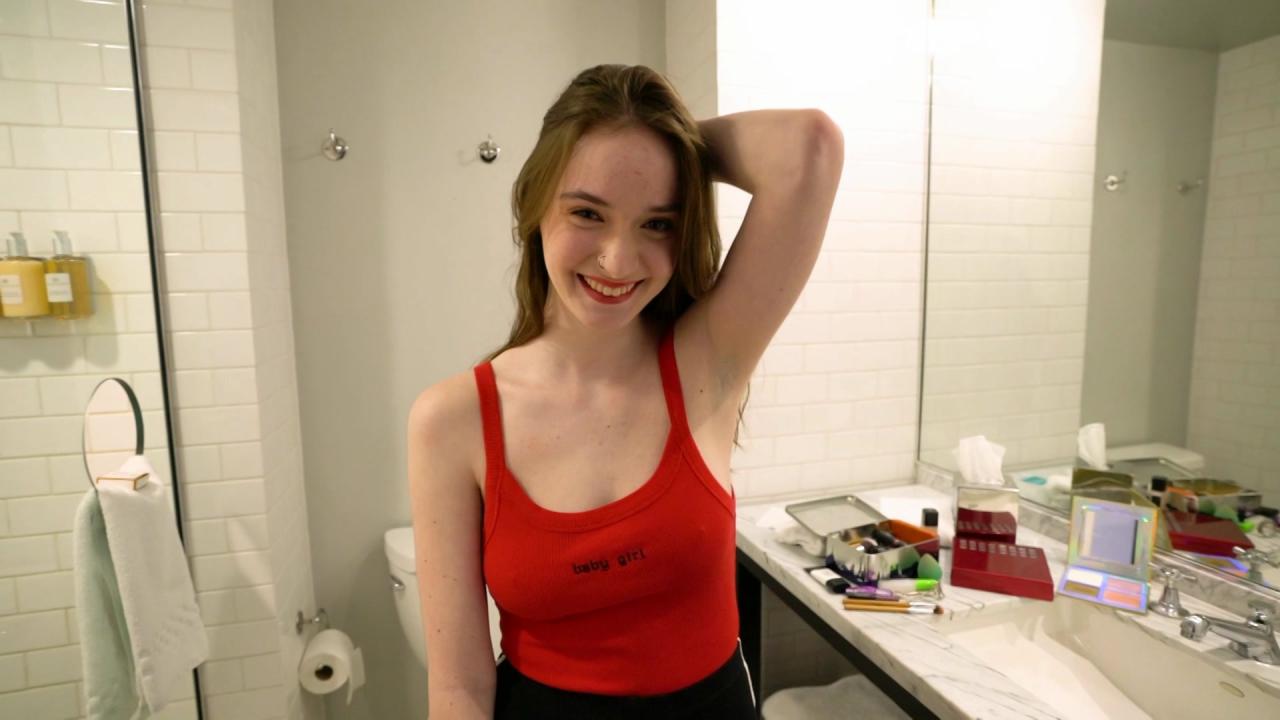 Young & Busty 2 サンプル画像