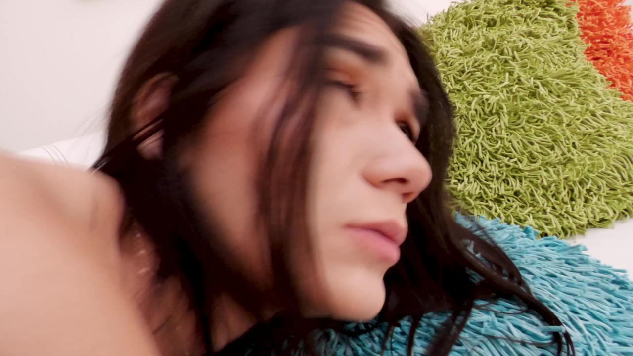 Horny Young Vixens 5 サンプル画像