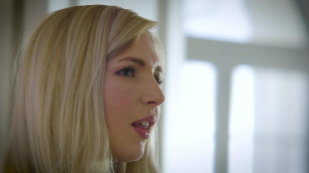 Chloe An Indecent Story サンプル画像