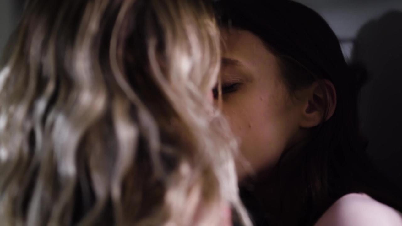 True Lesbian サンプル画像