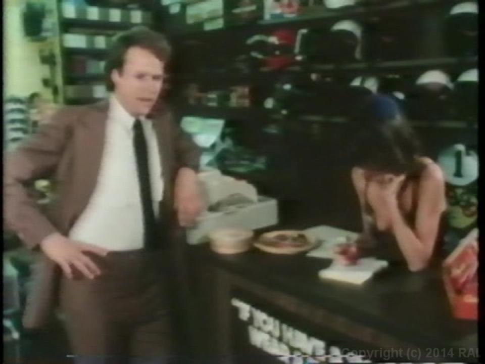 Loni Sanders Tight Assets Triple Feature サンプル画像3