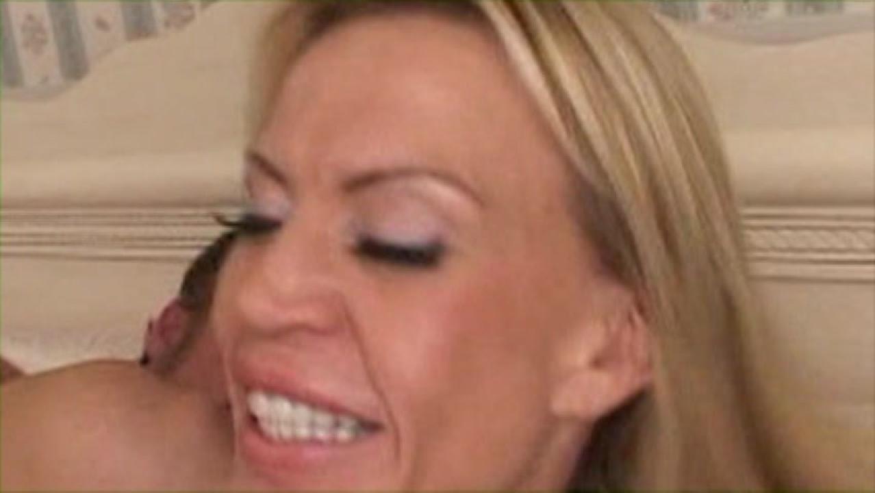 MILF Desires 8 サンプル画像6