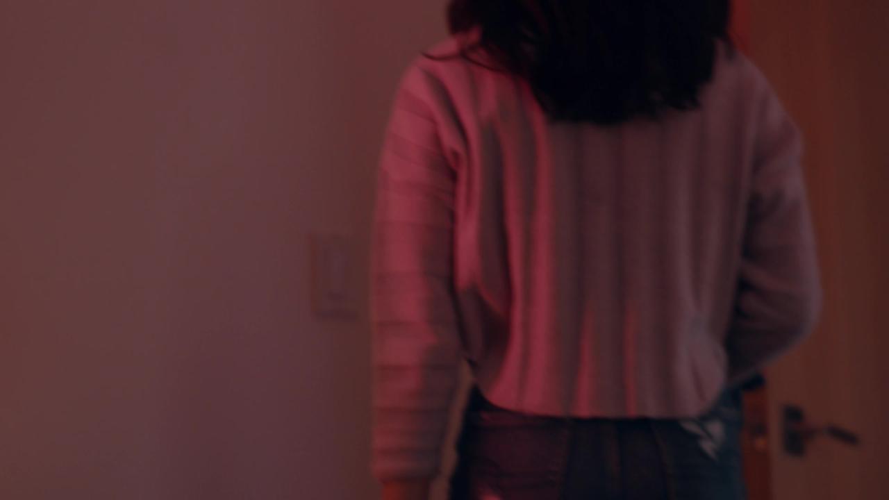 Lesbian Adventures: Older Women, Younger Girls 14 サンプル画像24