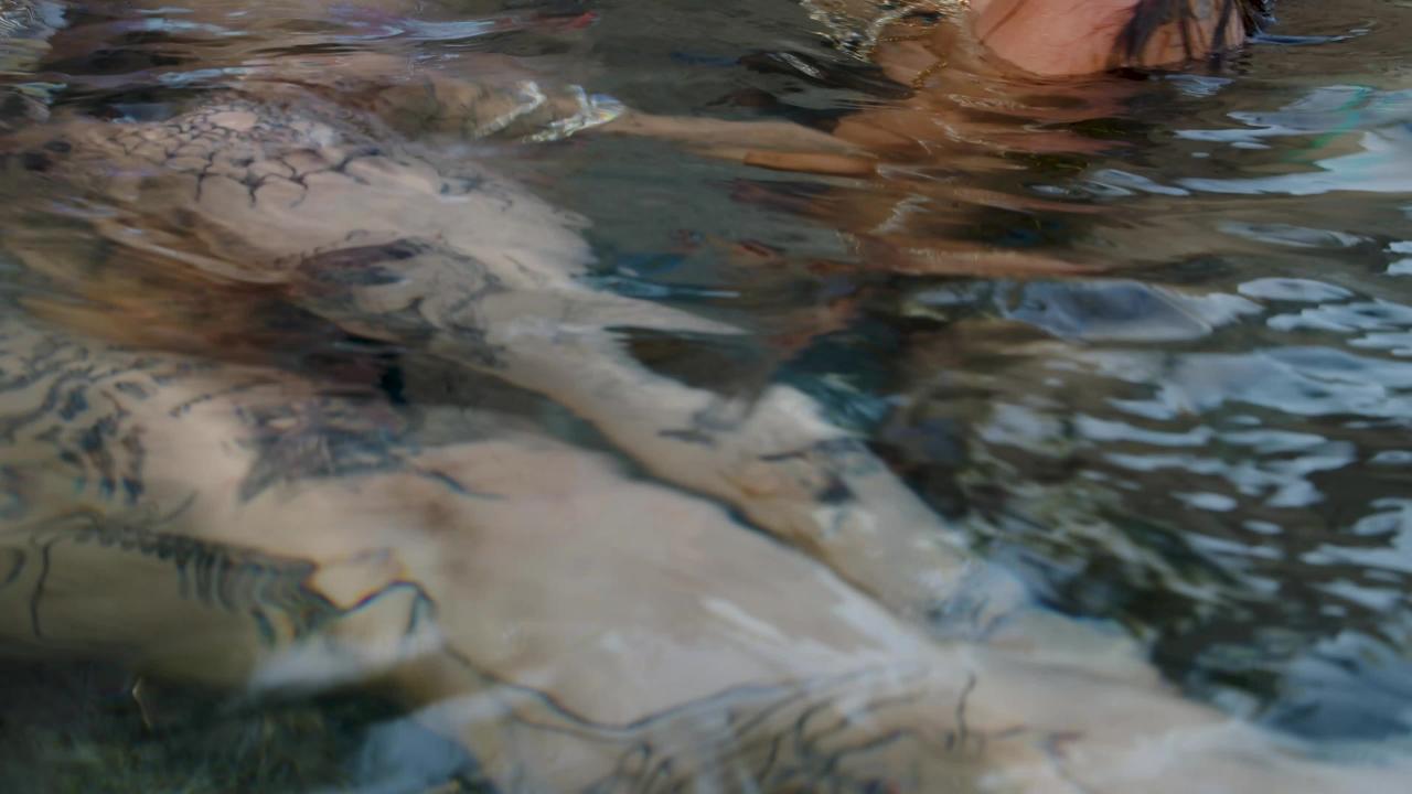 Deep Into Blu サンプル画像