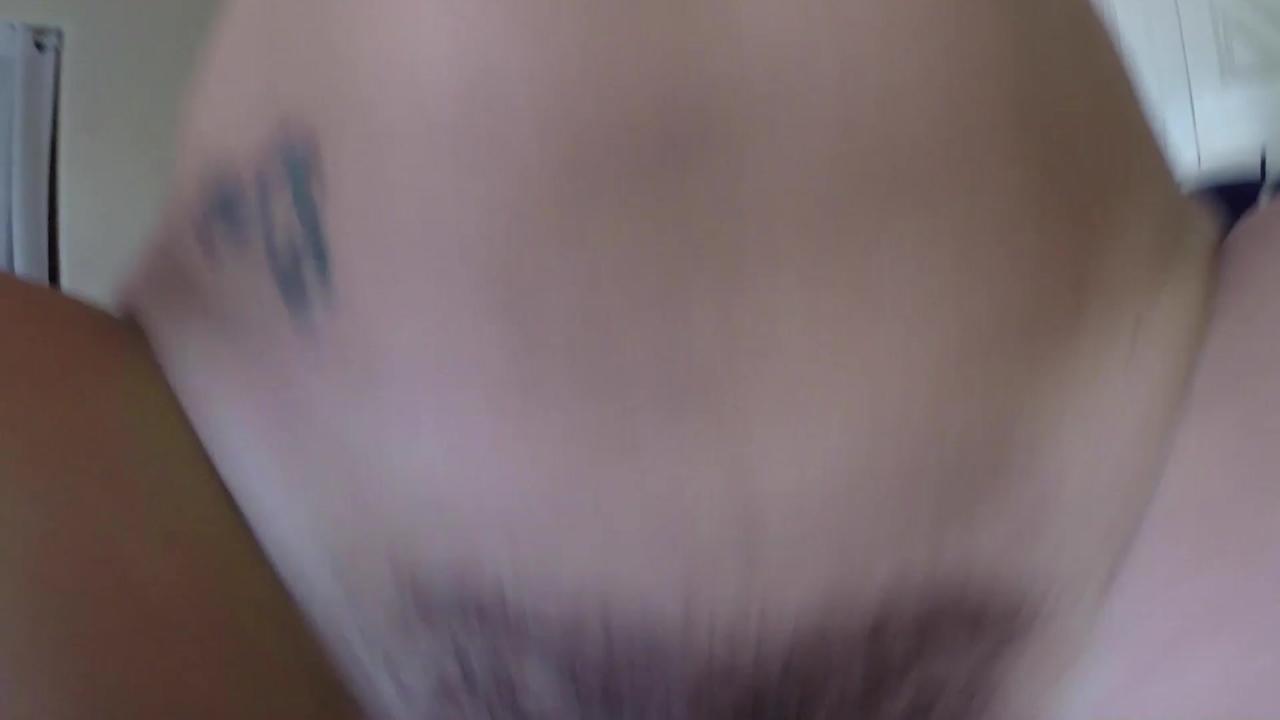 My Hairy Stepdaughter サンプル画像28