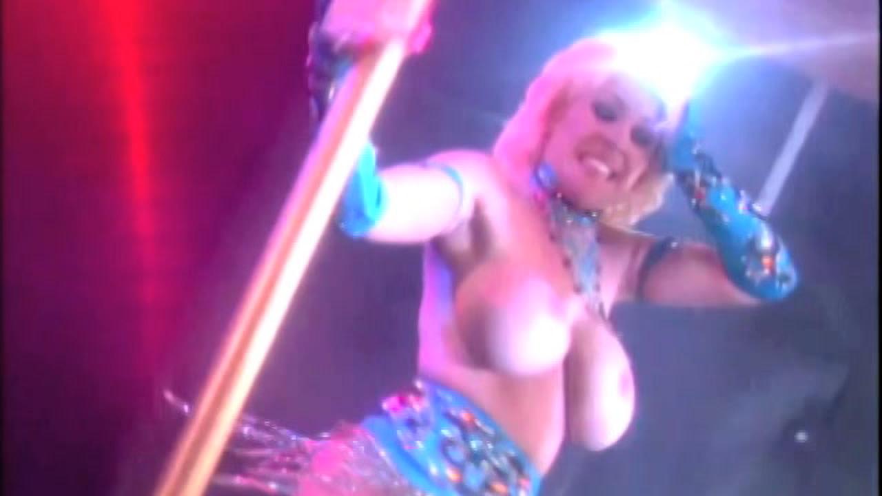 Big Boob Pinups (4 Hours DVD) サンプル画像