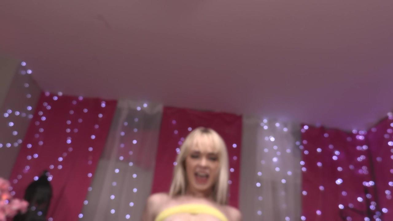 Young Blonde Girls 5 サンプル画像