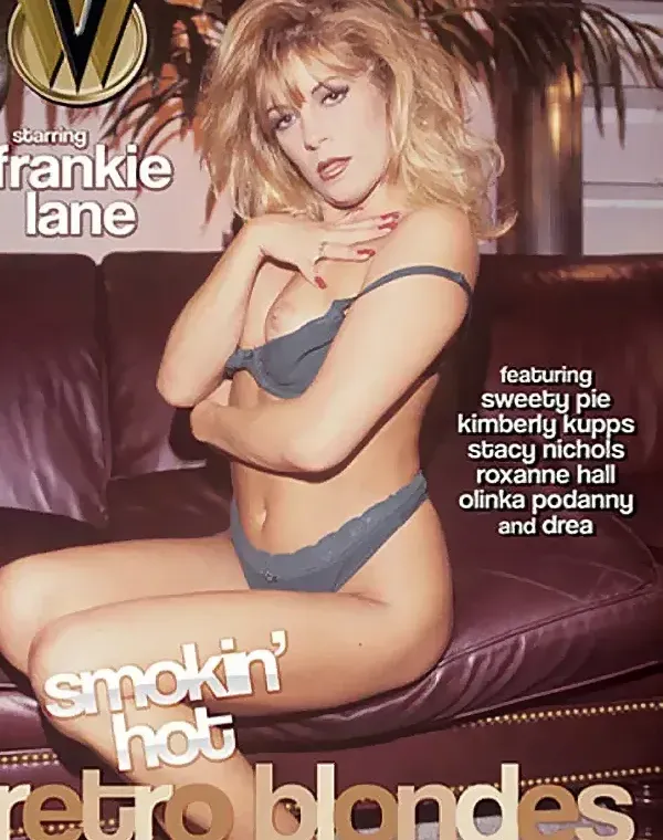 Smokin' Hot Retro Blondesダウンロード